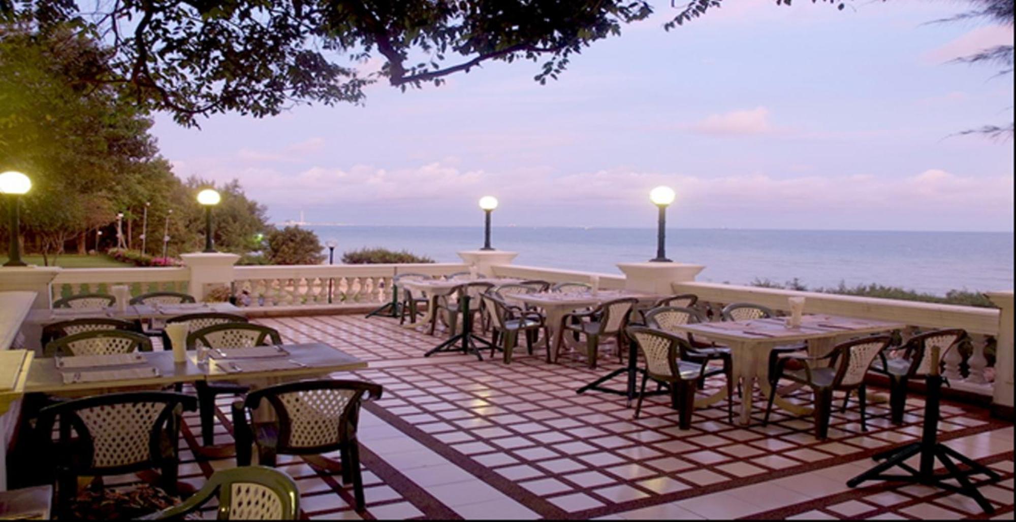 Purimas Beach Hotel & Spa Бан-Чанг Экстерьер фото