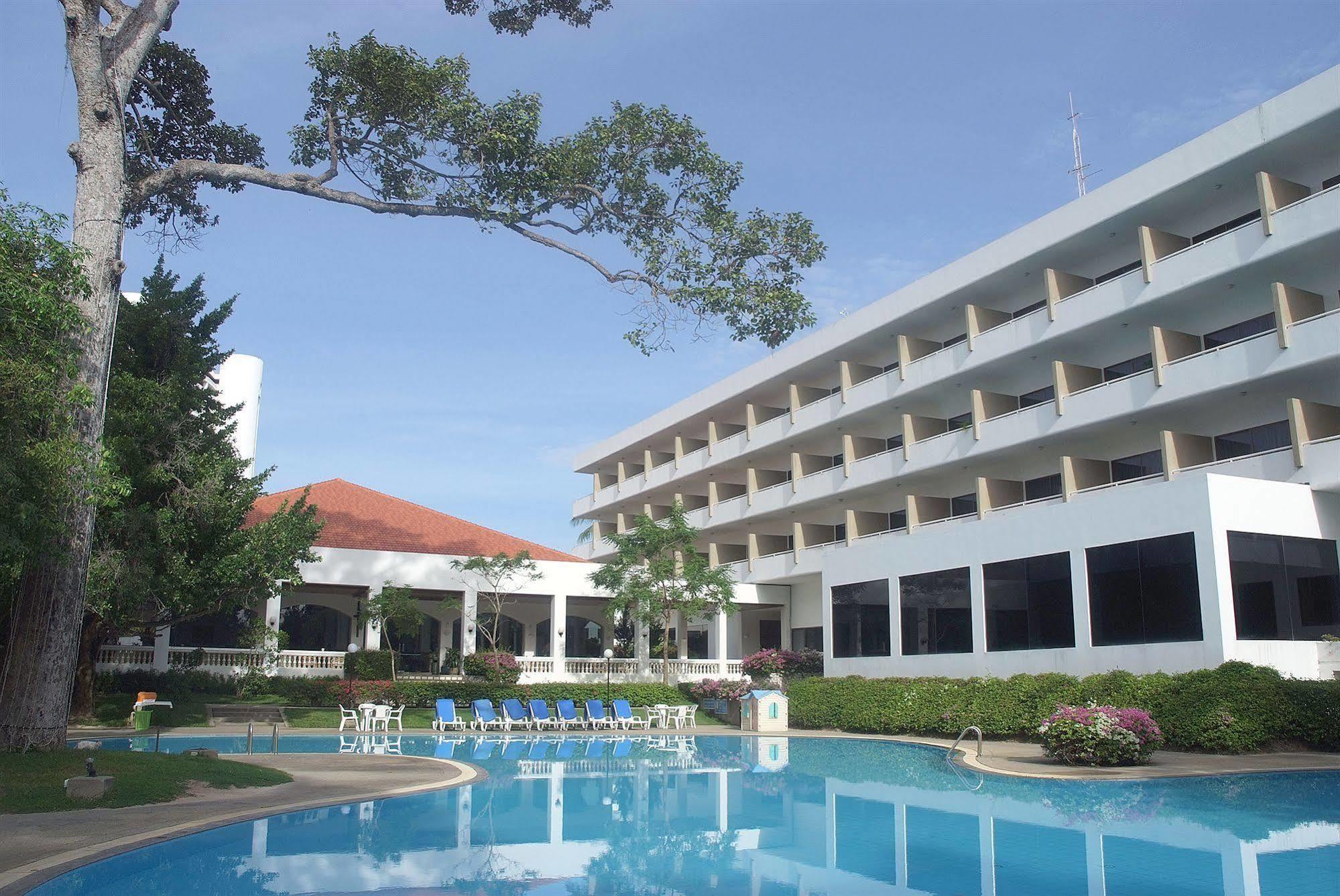 Purimas Beach Hotel & Spa Бан-Чанг Экстерьер фото